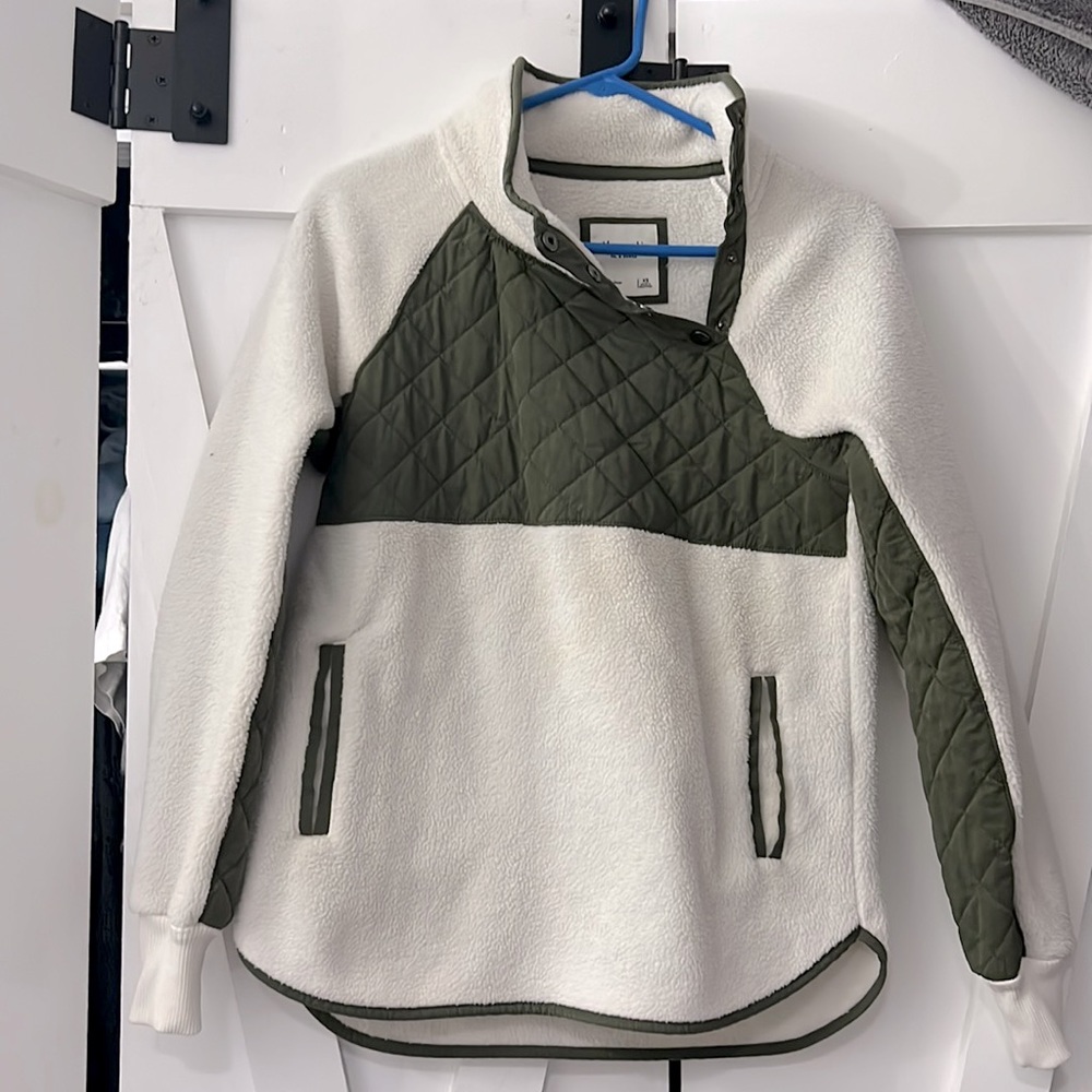 Abercrombie and fitch white and green pullover. Size XS